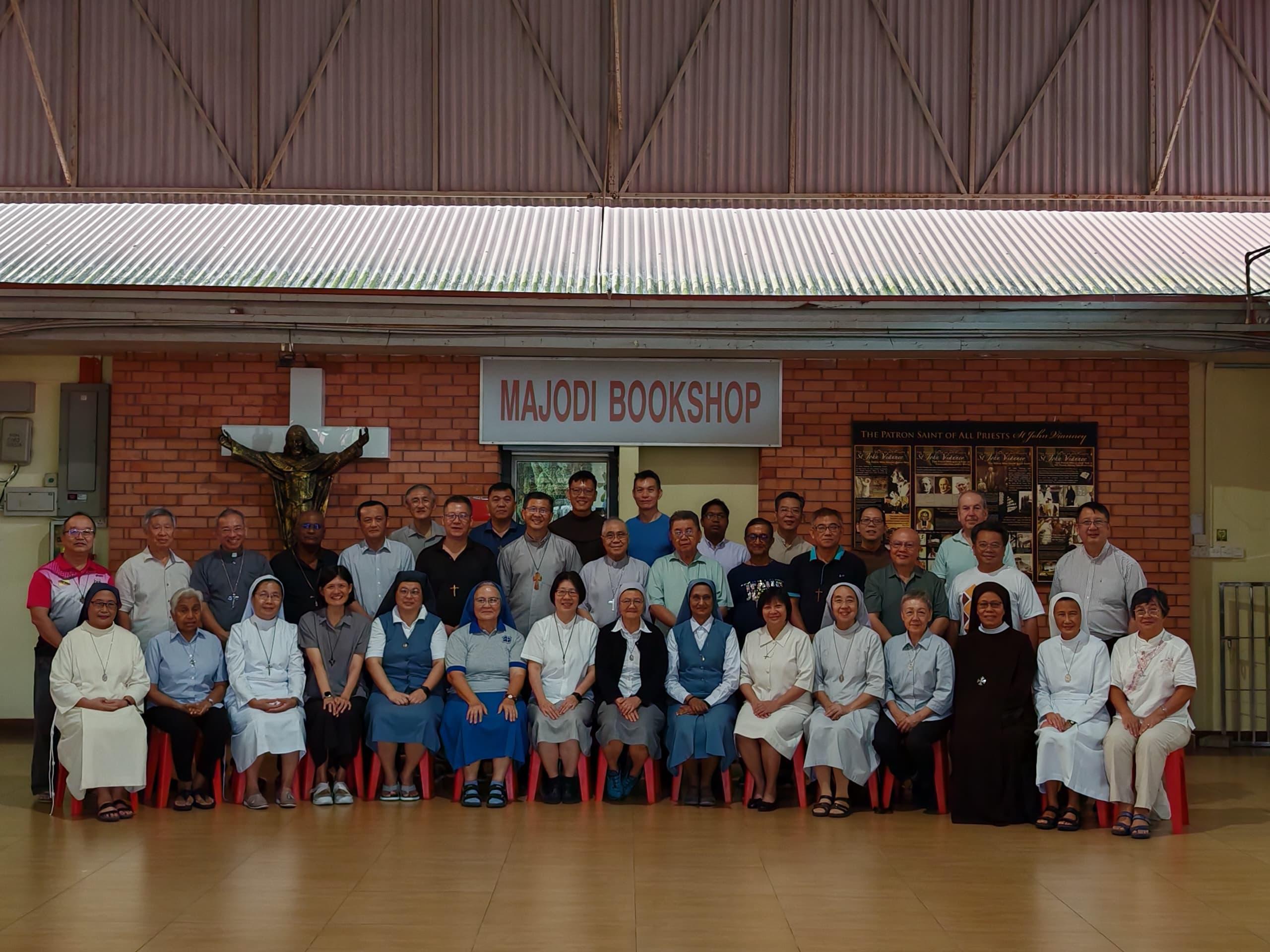 with-major-religious-superiors-of-malaysia-and-singapore.jpg